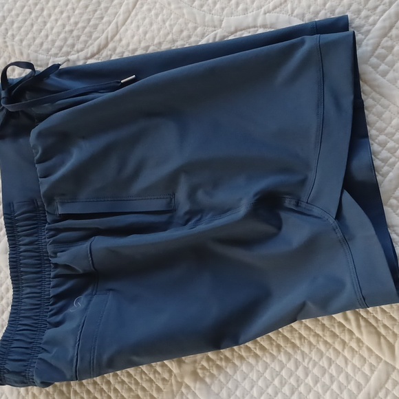 CALIA TrueLight Mid-Rise Bermuda Shorts - NWT - Picture 9 of 13